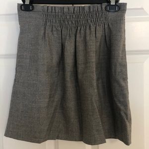 Gray cinched-waist mini skirt